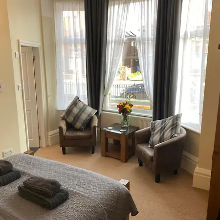 The Whalebone Arch Pensjonat 3*