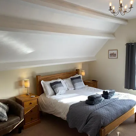 The Whalebone Arch Pensjonat 3*