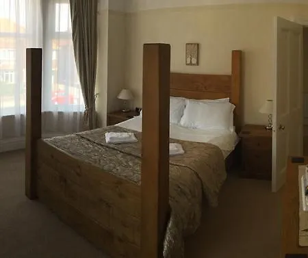 The Whalebone Arch Guest house