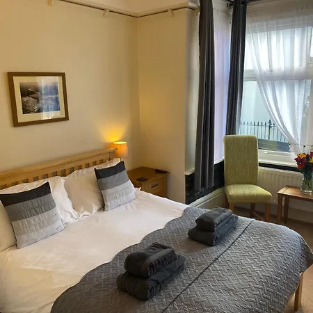 Guest house The Whalebone Arch Whitby