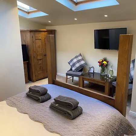 The Whalebone Arch Guest house 4*