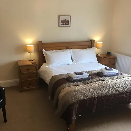 The Whalebone Arch Guest house