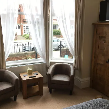 The Whalebone Arch Guest house Whitby