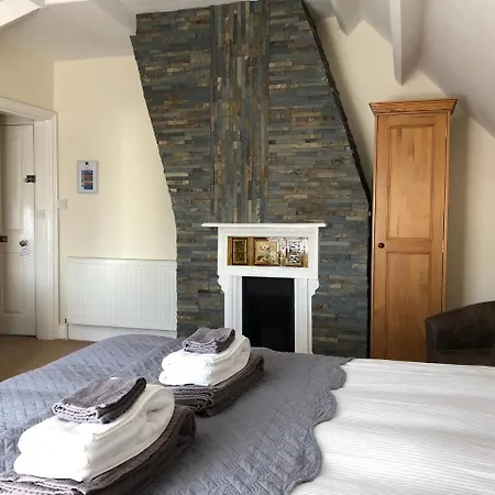 Guest house The Whalebone Arch Whitby