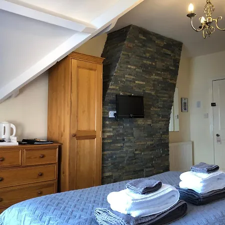 Guest house The Whalebone Arch