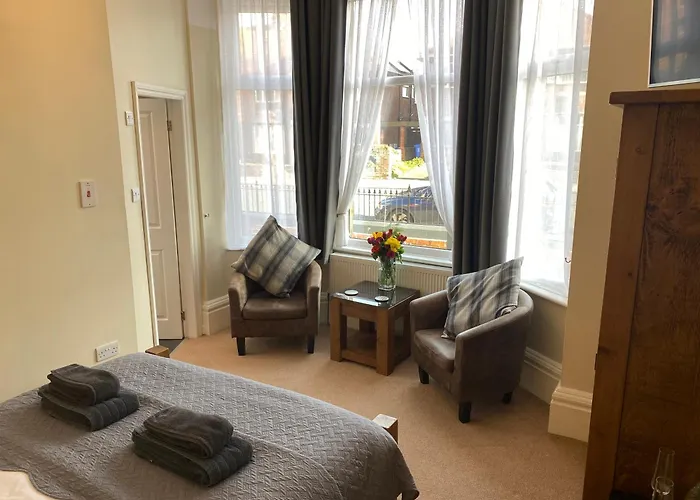 The Whalebone Arch Guest house 3*