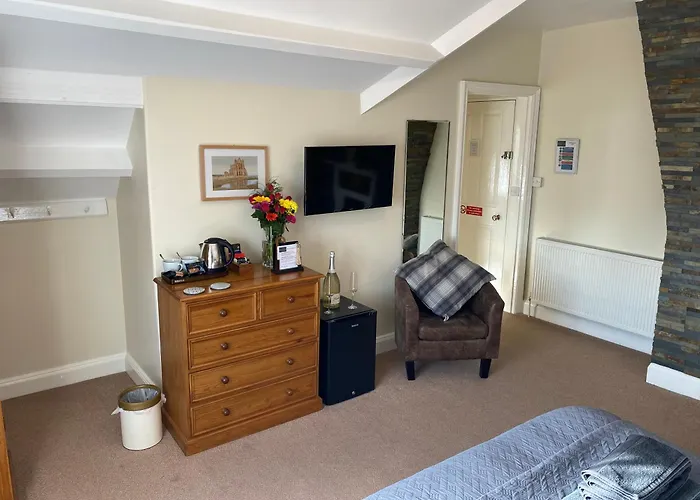 Guest house The Whalebone Arch