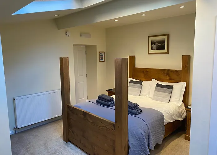 Guest house The Whalebone Arch