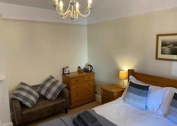 The Whalebone Arch Guest house