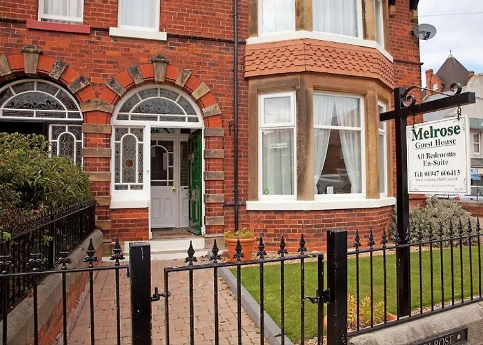 Guest house The Whalebone Arch Whitby