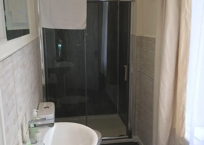 The Whalebone Arch Guest house