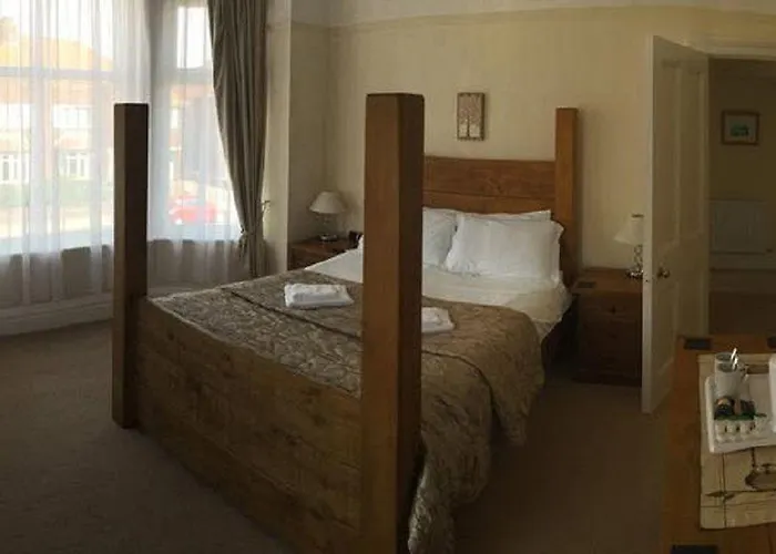 The Whalebone Arch Guest house